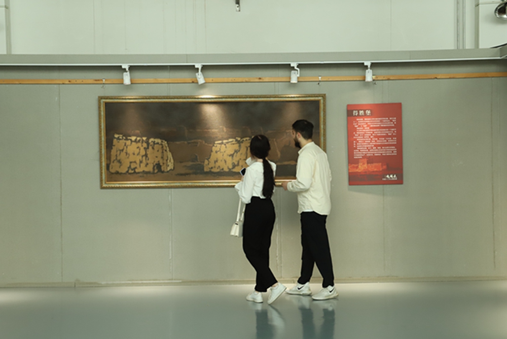 印象乐动体育(LeDong Sports)官方网站：凝魂聚气看长城万里，以笔筑梦书家国情怀（组图）